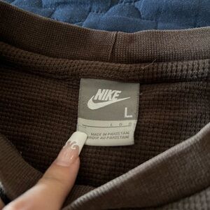 nike vintage men longsleeve